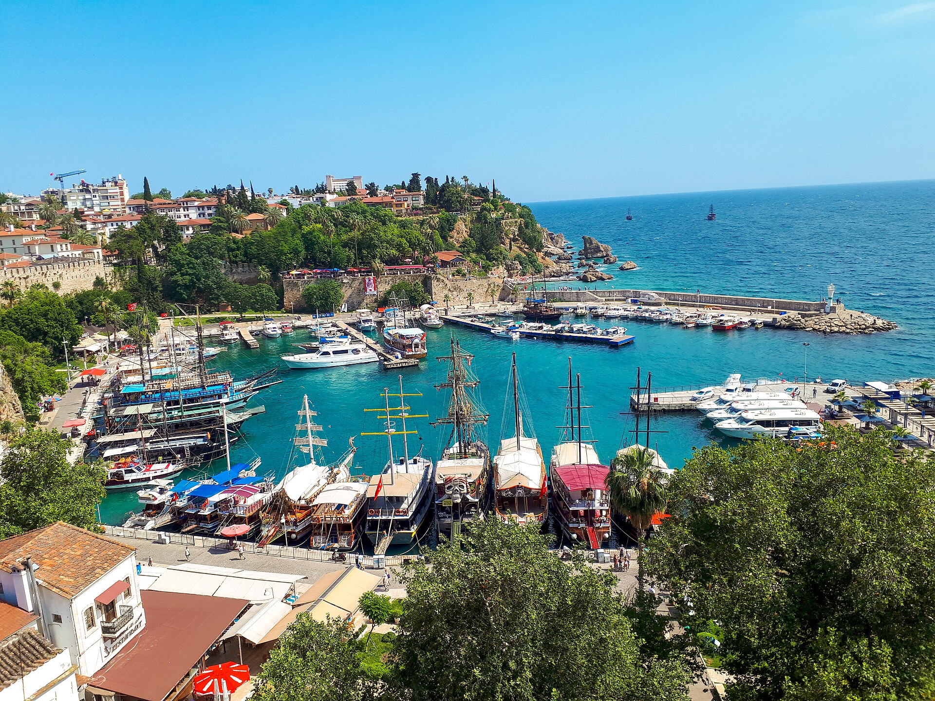 Antalya · Side · Aspendos · Kaş · Kekova gezi rotasından gerçek destinasyon manzarası
